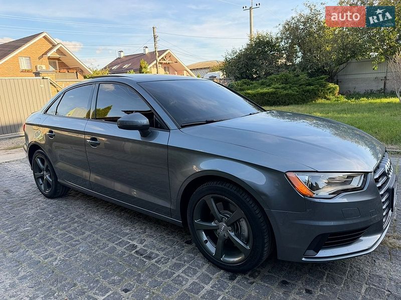 Седан Audi A3 2015 в Киеве