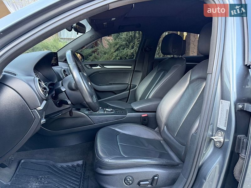 Седан Audi A3 2015 в Киеве