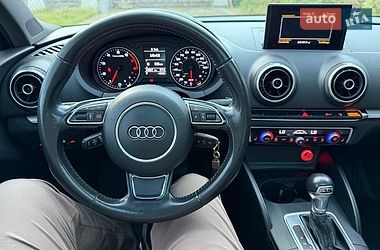 Седан Audi A3 2015 в Киеве