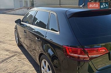 Хетчбек Audi A3 2018 в Києві