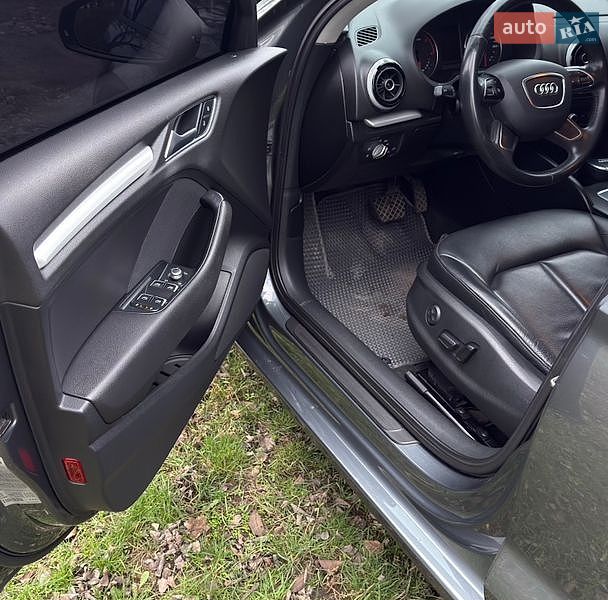 Седан Audi A3 2016 в Самарі
