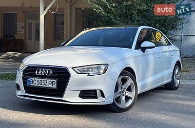 Седан Audi A3 2017 в Львове