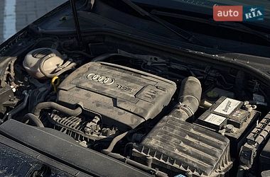 Седан Audi A3 2016 в Житомире
