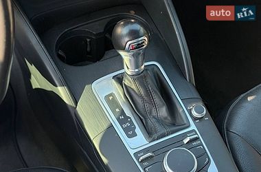 Седан Audi A3 2016 в Житомирі