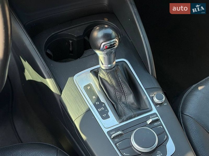 Седан Audi A3 2016 в Житомирі