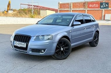 Хэтчбек Audi A3 2004 в Мукачево