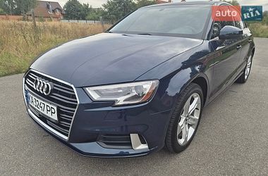 Седан Audi A3 2017 в Киеве