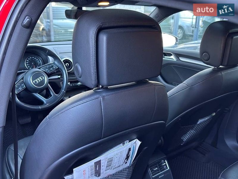 Седан Audi A3 2017 в Ужгороді