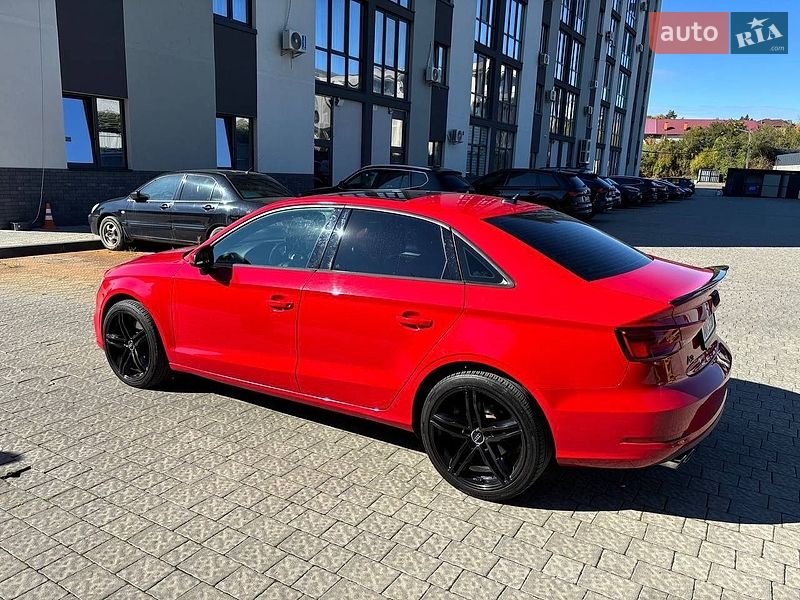 Седан Audi A3 2017 в Ужгороді