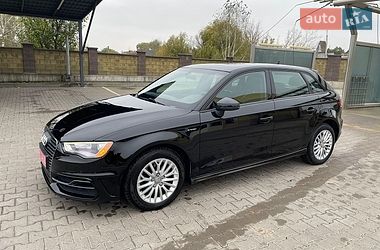 Хэтчбек Audi A3 2016 в Дубно