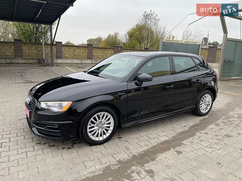 Хэтчбек Audi A3 2016 в Дубно