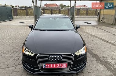 Хэтчбек Audi A3 2016 в Дубно