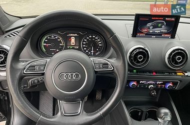 Хэтчбек Audi A3 2016 в Дубно