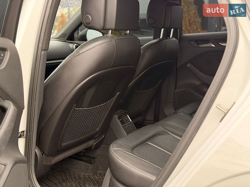 Седан Audi A3 2015 в Києві