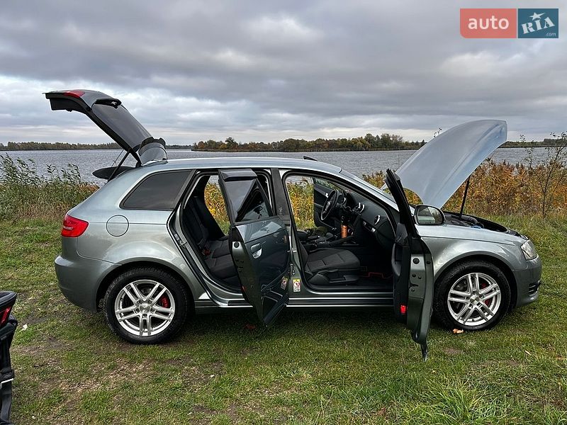 Хетчбек Audi A3 2009 в Кам'янці-Бузькій