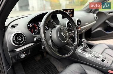 Седан Audi A3 2016 в Львові