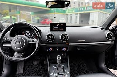 Седан Audi A3 2016 в Львові