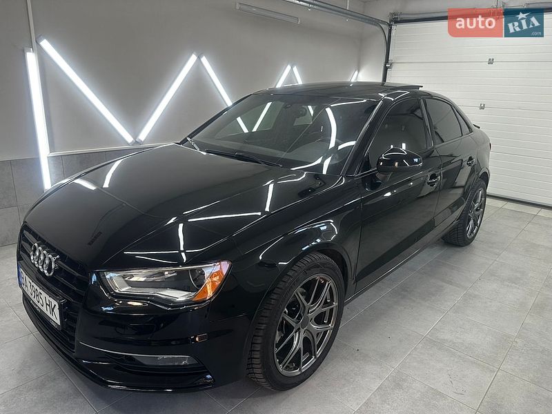 Седан Audi A3 2014 в Кропивницком