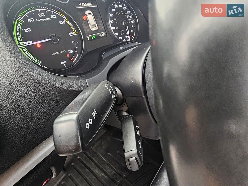 Хэтчбек Audi A3 2016 в Ровно