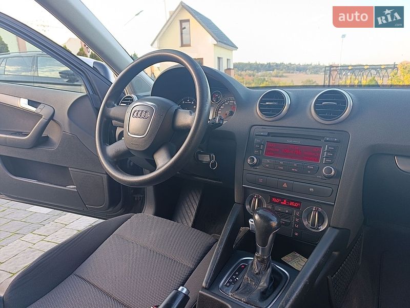 Хетчбек Audi A3 2009 в Дрогобичі
