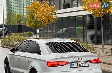 Седан Audi A3 2017 в Киеве