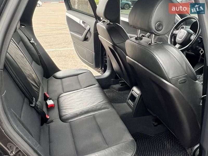 Хэтчбек Audi A3 2004 в Николаеве
