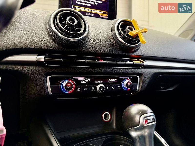 Седан Audi A3 2014 в Тернополі
