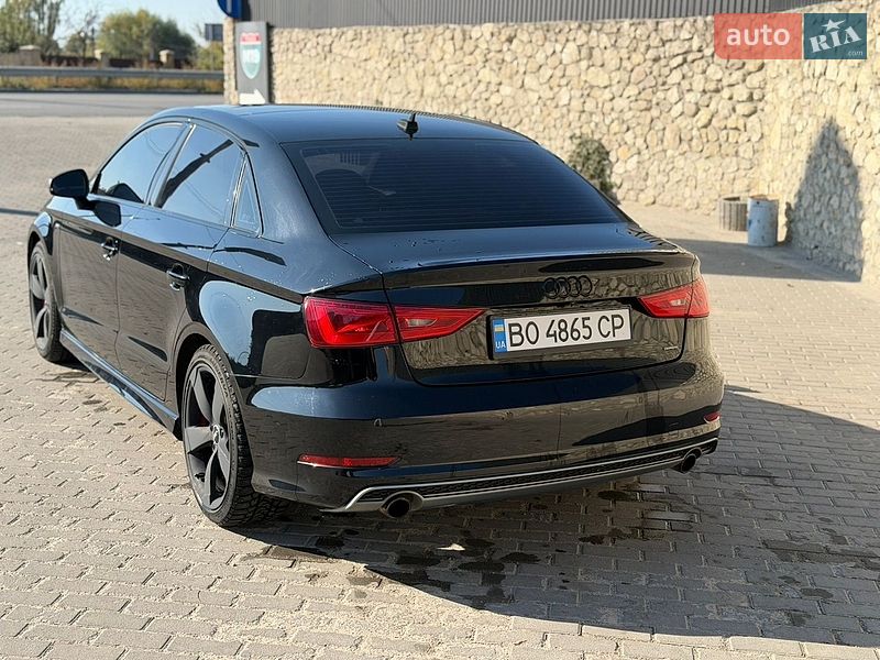 Седан Audi A3 2015 в Тернополі