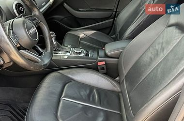 Седан Audi A3 2015 в Тернополі