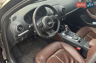 Седан Audi A3 2014 в Синельниково