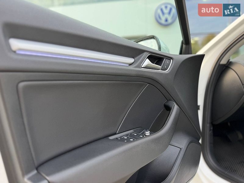 Седан Audi A3 2015 в Житомире