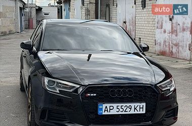 Седан Audi A3 2017 в Запоріжжі