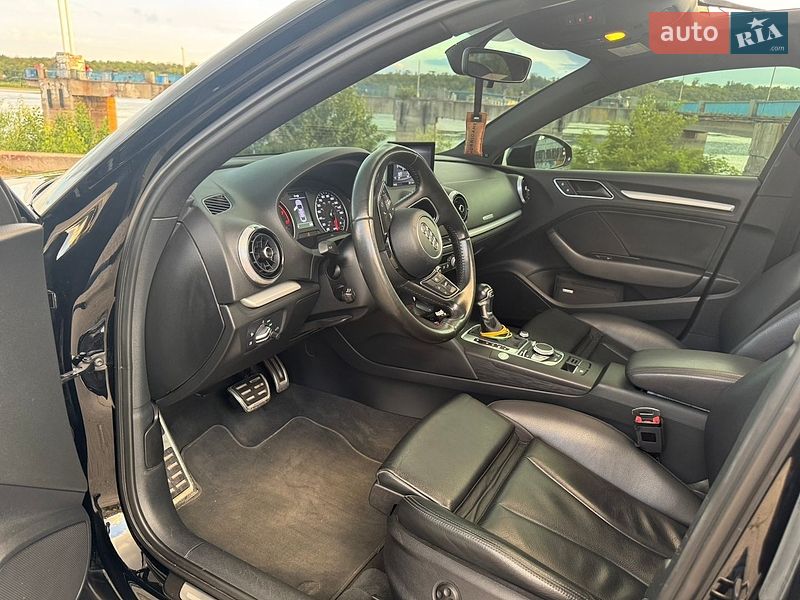 Седан Audi A3 2017 в Запоріжжі