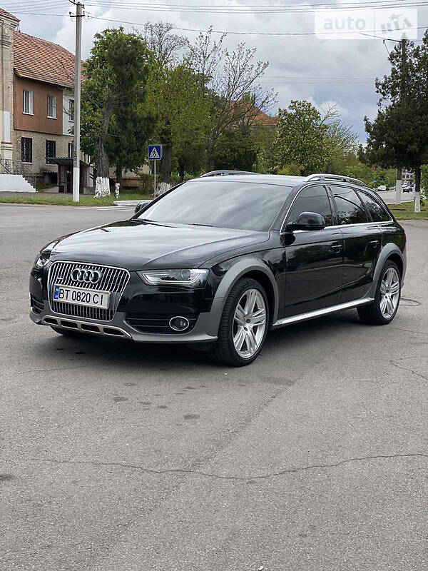 Универсал Audi A4 Allroad 2012 в Новой Каховке