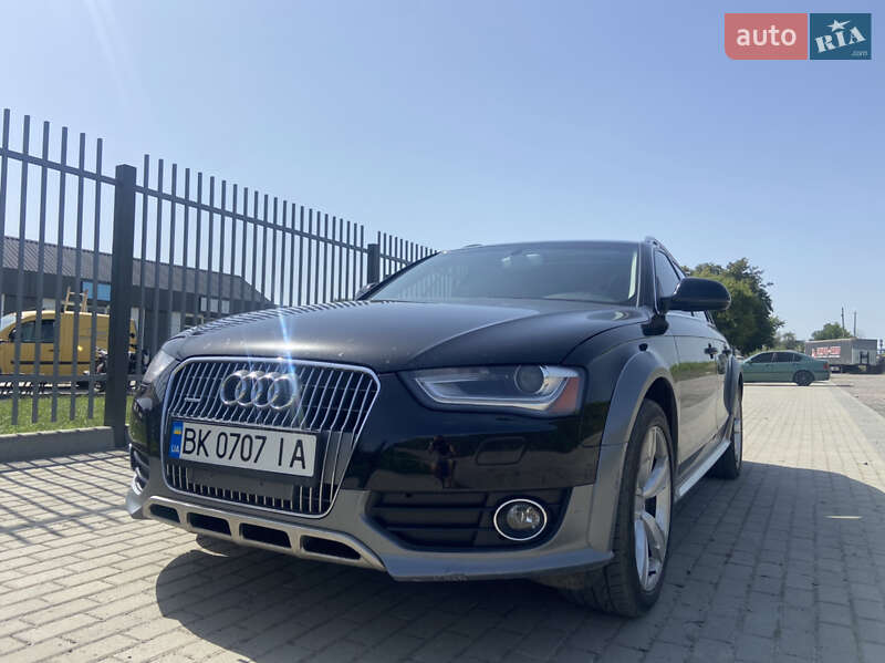 Audi A4 Allroad 2012