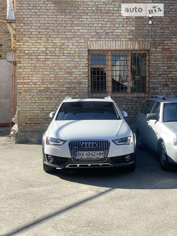 Універсал Audi A4 Allroad 2015 в Києві