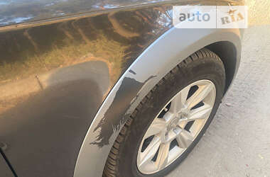 Универсал Audi A4 Allroad 2010 в Обухове