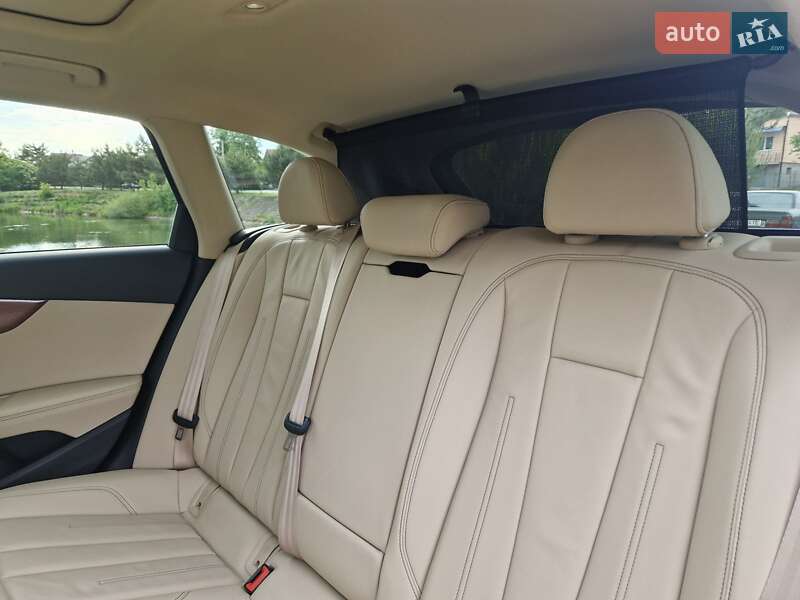 Универсал Audi A4 Allroad 2021 в Львове