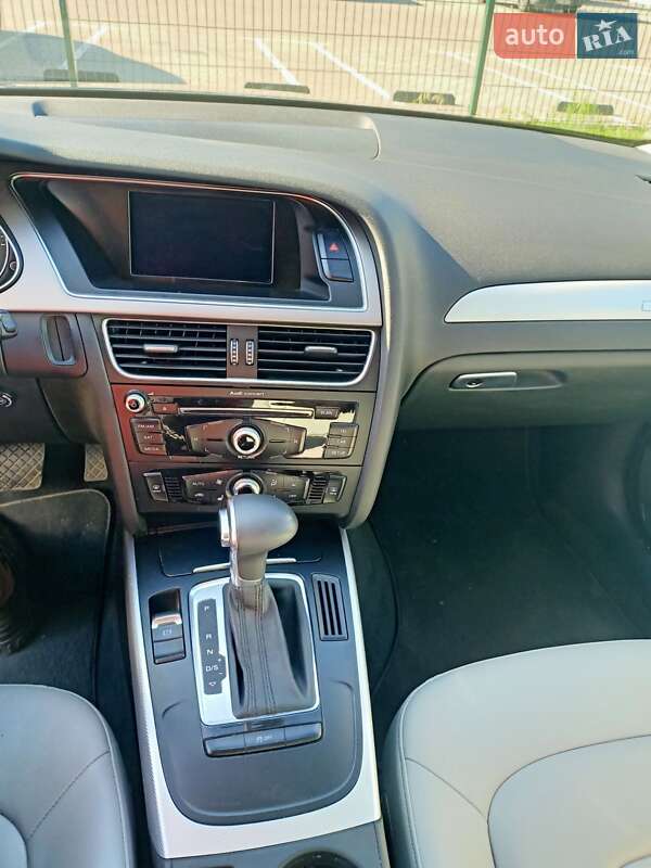Універсал Audi A4 Allroad 2013 в Києві