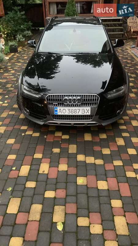 Audi A4 Allroad 2012