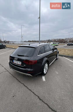 Универсал Audi A4 Allroad 2010 в 