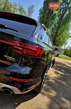 Универсал Audi A4 Allroad 2017 в 