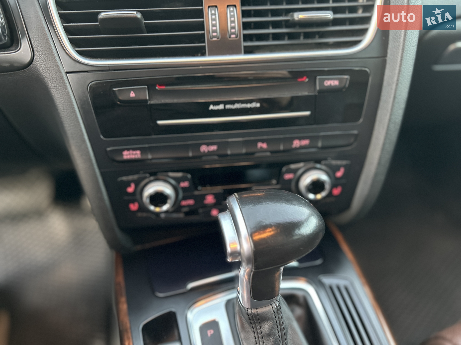 2015 Audi A4 allroad - мініатюра 31