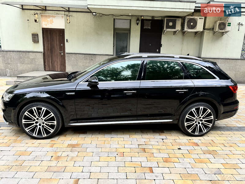 Універсал Audi A4 Allroad 2018 в 