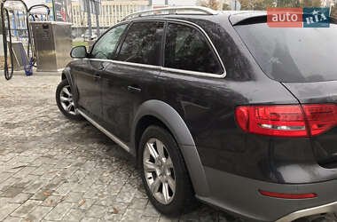 Универсал Audi A4 Allroad 2010 в 
