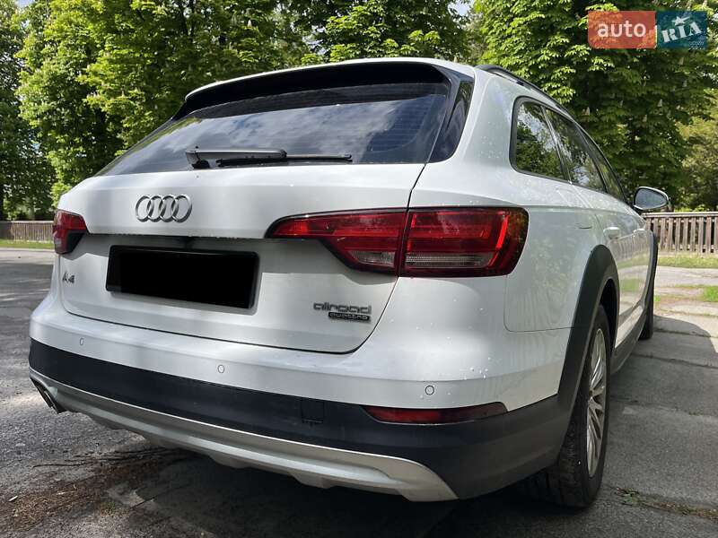 Універсал Audi A4 Allroad 2017 в Києві