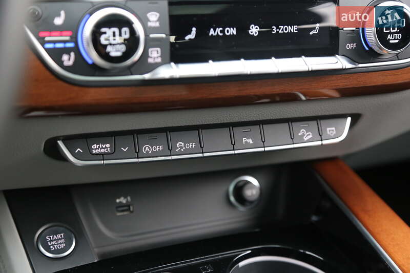 Универсал Audi A4 Allroad 2023 в Киеве