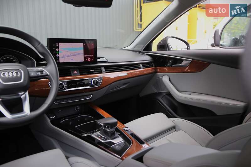 Универсал Audi A4 Allroad 2023 в Киеве