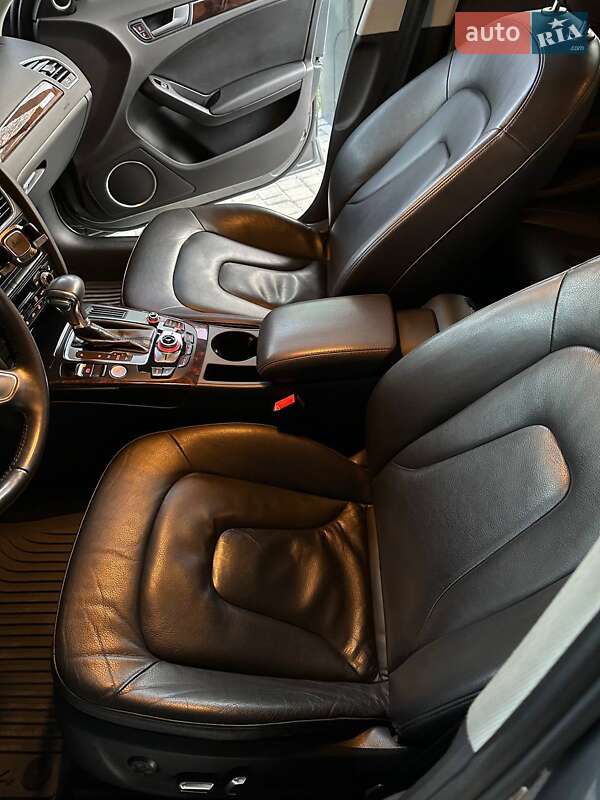 Універсал Audi A4 Allroad 2012 в Києві