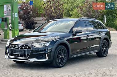 Универсал Audi A4 Allroad 2019 в 